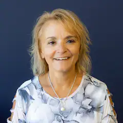 Main&Central Suite 3  -- Denise